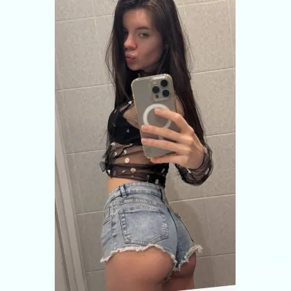 Тoлько для тебя фото, видео и вирт от юной девушки